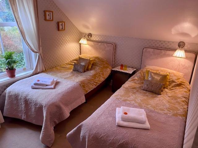 Rosebank House Bed & Breakfast สตราทไฮร์ ภายนอก รูปภาพ