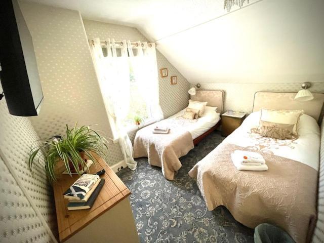 Rosebank House Bed & Breakfast สตราทไฮร์ ภายนอก รูปภาพ